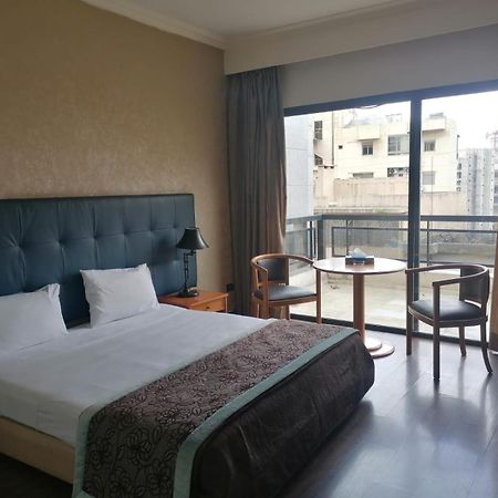 ביירות Charles Hotel מראה חיצוני תמונה